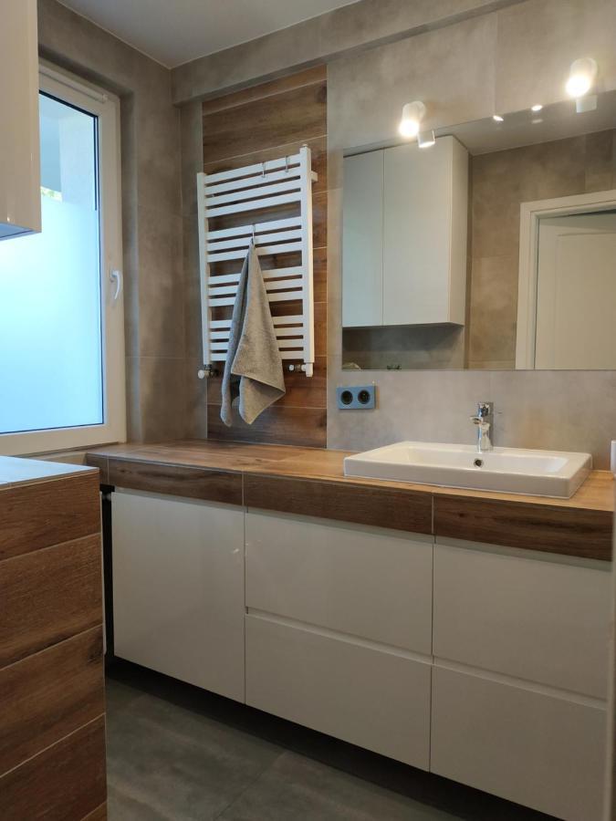 Apartament Srodmiescie Appartamento Gdynia Esterno foto